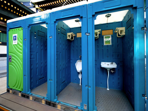 Best Portable toilet rental cost  in St Clair, MI